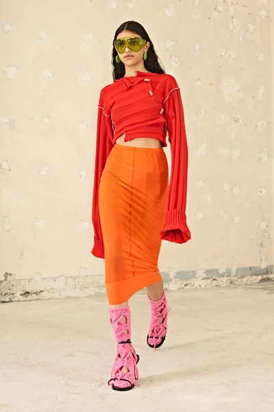 Look 24